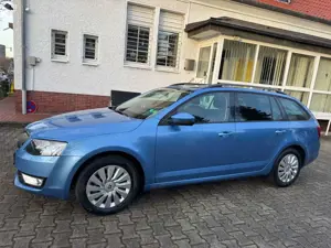 Skoda Octavia Combi Ambition/Top Zustand/Navi/ Bild 2