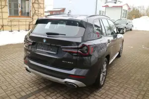 BMW X3 xDrive 30 d-M-Sport-PANO-Vollleder-ALU-19 Bild 5