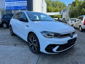 Volkswagen Polo 1.0L R-Line TÜV NEU Bild 3