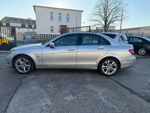 Mercedes-Benz C 180 CGI BlueEfficiency, Avantgarde, TÜV NEU Bild 3
