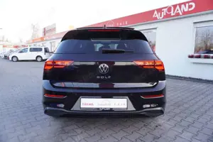 Volkswagen Golf VIII 2.0 TDI DSG  Life LED Navi ACC PDC Bild 4