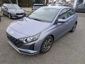 Hyundai i20 1.2 Select / PDC / Kamera / SHZ / NAVI