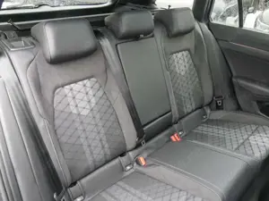 Volkswagen Golf Variant R-Line 1,5 eTSI 150 PS DSG AHK,PANO Bild 4