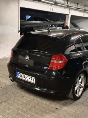 BMW 118 BMW M1 118i 2.0L Bild 2