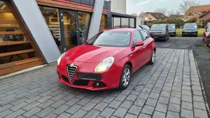 Alfa Romeo Giulietta Turismo/XENON/LEDER/BOSE/AHK/II HAND