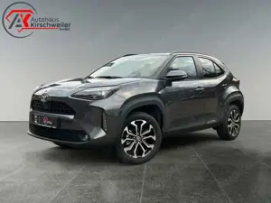 Toyota Yaris Cross Hybrid 130 1.5 VVT-i Teamplayer (XPB1) Bild 1