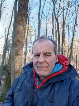 Suche Arbeit als Gartenbauhelfer oder Umzugshilfe