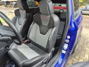 Ford Fiesta Fiesta 1.6 EcoBoost mit Leder-Sport-Paket ST Bild 3