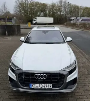 Audi Q8 50 TDI quattro tiptronic