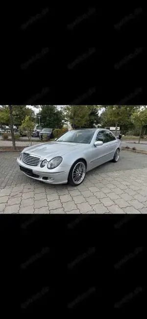 Mercedes-Benz E 200 Kompressor Automatik Elegance