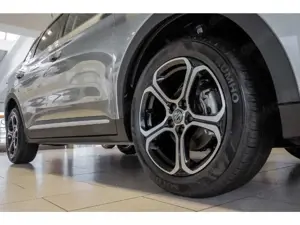 MG ZS 1.5 COMFORT+ALLWETTER+Navi+Leder Dig.Cockpit+LED+A Bild 5