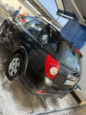 Chevrolet Captiva 2.0 2WD 7 Sitzer LS Bild 2