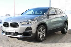 BMW X2 xDrive20i Advantage Navi LED AHK PDC Alu