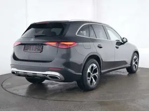Mercedes-Benz GLC 220 d 4m AHK / SHZ / PDC / LED Bild 2