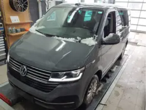 Volkswagen T6.1 Multivan nza 2.0 TDI Generation SIX AHK Kam