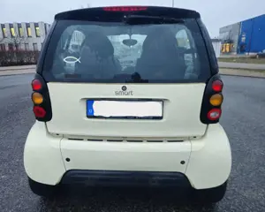 smart forTwo MC01*City Coupe Pure 450 Automatik Bild 4