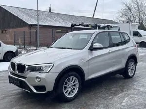 BMW X3 xDrive 20d F25 *Leder*Navi*WEBASTO*RFK*