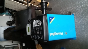 Räder Wuchtmaschine RAVAKLIOLI neuwertig