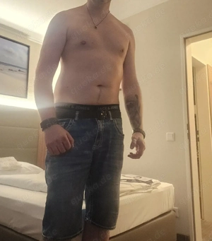 Ich benutze deine Frau vor deinen Augen 