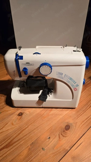 Victoria Automatik Freiarm Nähmaschine 270 E | inkl. Haube