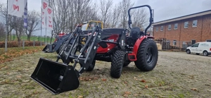 25 PS TYM   Branson F25Rn Allrad Traktor Schlepper TYM Frontlader Erdschaufel Kommunalbereifung