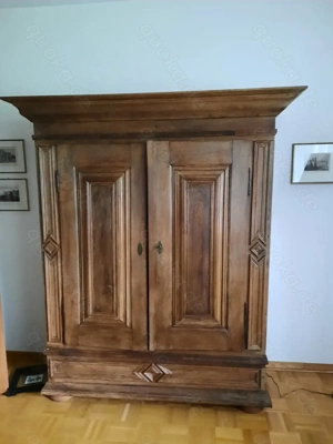 Original alter Eichenholz-Barockschrank (ca. 1800)