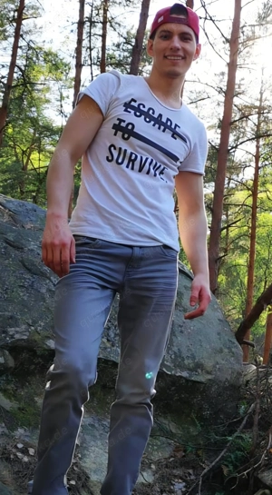    Diskrete & leidenschaftliche Begleitung für Frauen    Heute, 07:15