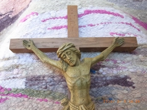 HOLZKREUZ mit Jesus Christus Bild 5