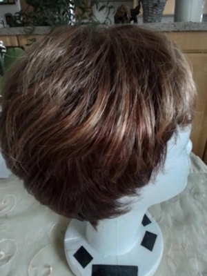 Perücke siehe Fotos.