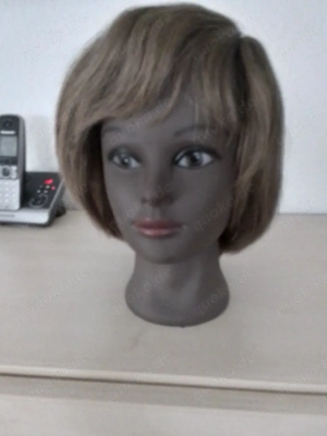 Perücke siehe Fotos.