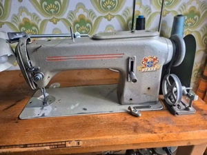 Pfaff Nähmaschine voll funktionsfähig mit Original Pfaff Nähtisch