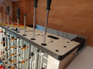 Kickertisch mit Beinen