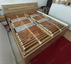 Verkaufe gut erhaltenes Bett 