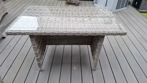 Terrassentisch 