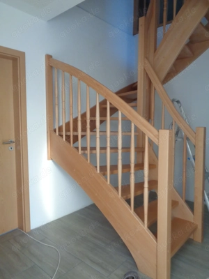 Buchenholztreppe aus Hartholz langlebig und preislich attraktiv   Treppen   Holztreppen aus Polen Bild 3