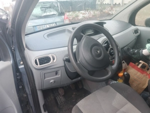 Renault zu verkaufen  Bild 9
