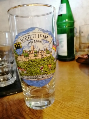 Bierglas mit "Wertheim", 0,5 Liter, unbeschädigt, Goldrand