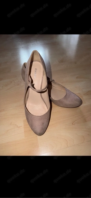 Pumps Cremefarben Gr.41