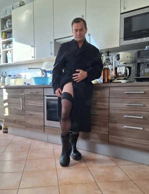 Strapsstute Thomas sucht Hengste