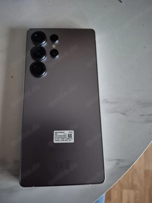 Samsung Galaxy S25 ultra 256GB Schwarz mit Verpakung und Zubehör mit Akkukapazität : 100% 