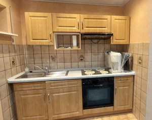 Küche sehr gut erhalten