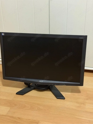 Acer 21,5  Monitor   VGA, Stromkabel inklusive