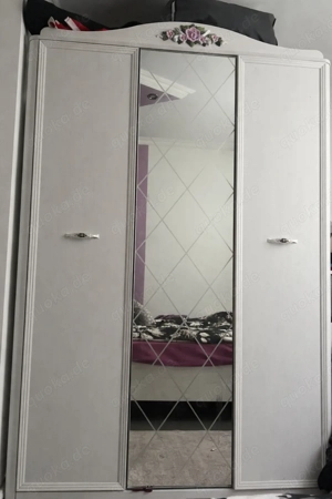 kleiderschrank 