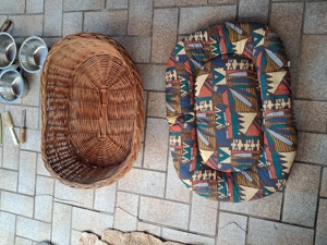 Hundekorb und sonstiges Zubehör