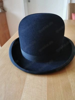 Melone Bowler, Herrenhut