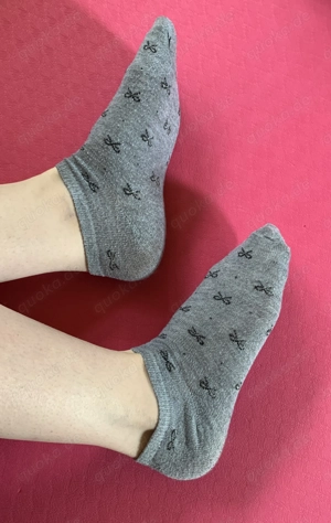 Süße Sneakersocken, grau, mit Duft