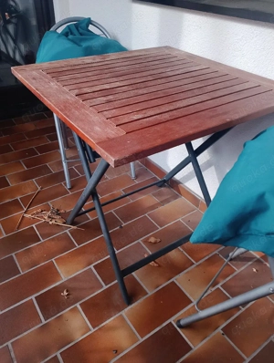 Klappbarer Holztisch für Balkon Garten mit Stühlen