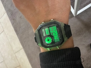 Schöne Digital Uhr Armbanduhr Chronograph Alarm Grün Neu unbenutzt Bild 6