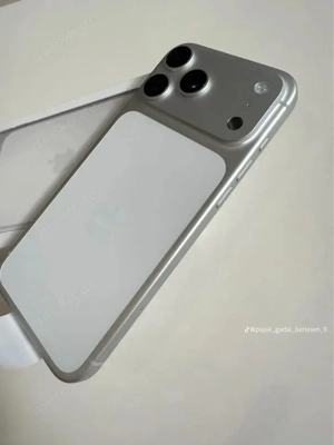 iPhone 17 Pro Max in gutem Zustand 