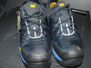 Arbeitsschuhe (2 Paar) mit Stahlkappen in Größe 43 Rot oder Blau Bild 2